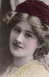 Miss Phyllis Dare, 1890-1975, c1930. tekijältä Unbekannt