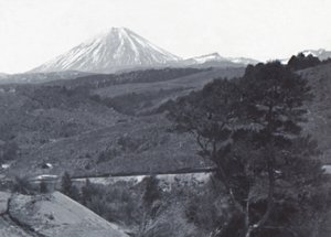 Ngauruhoe-vuori, 1800-luvun loppu - 1900-luvun alku. tekijältä Unbekannt
