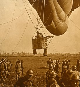 Vihollisasemien tarkkailu padolle ilmapallosta, c1914-c1918 tekijältä Unbekannt