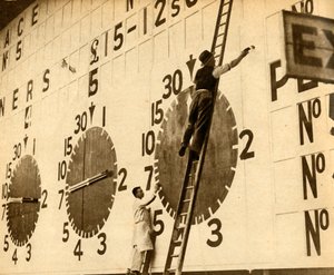 Maalarit työssään White City -laukkussa, Länsi-Lontoossa, 1932, 1933. tekijältä Unbekannt