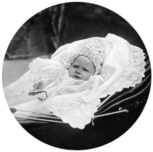 Prinssi Albert Windsor vuoden ikäisenä, vuonna 1896 tekijältä Unbekannt