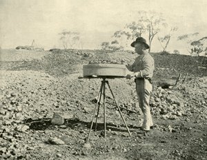Vuokrasopimusta etsimässä, 1901. tekijältä Unbekannt