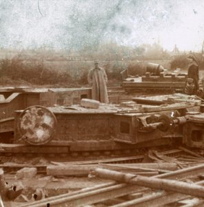 Kiskoteline Big Bertha -aseille, c1914-c1918 tekijältä Unbekannt