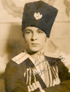 Rudolph Valentino 1895-1926, italialainen näyttelijä, 1920-luku tekijältä Unbekannt