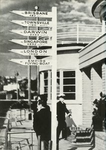 Viittakyltti Rose Bayssä, Sydneyssä, Australiassa, c1939-c1944 1946. tekijältä Unbekannt
