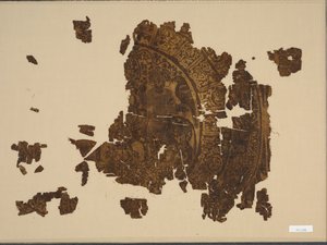 Silkkipala, jossa haukkametsästäjä ratsastaa härällä, 1000-1100-luku. tekijältä Unbekannt
