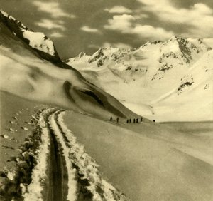Hiihto Alpeiner Ferner -jäätiköllä Stubain Alpeilla, Itävallassa, 1935. tekijältä Unbekannt