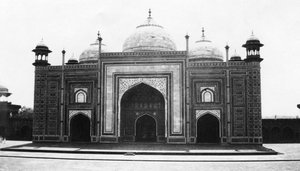 Taj Mahal moskeija tai moskeija, Agra, Intia, 1916-1917 tekijältä Unbekannt