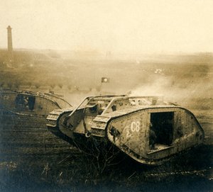 Tankki liikkeellä, c1914-c1918 tekijältä Unbekannt