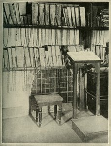 Ministerikirkon ketjutettu kirjasto Wimbornessa, Dorsetissa, vuonna 1948. tekijältä Unbekannt