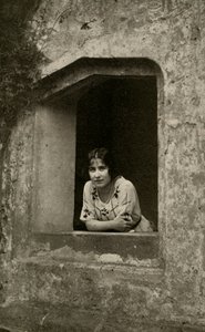 Herttuatar Bisham Abbeyssa, 1928. tekijältä Unbekannt