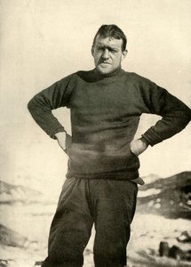 The Leader of Expedition in Winter Garb, c1908, 1909 tekijältä Unbekannt