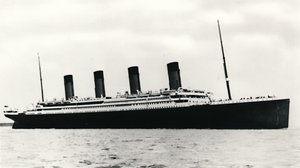 RMS Titanic lähtee Southamptonista 10. huhtikuuta 1912. tekijältä Unbekannt