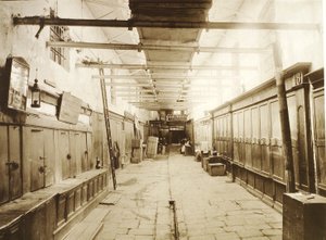 Ylempi kaupparivit Punaisella torilla, Moskovassa, Venäjällä, 1886 tekijältä Unbekannt