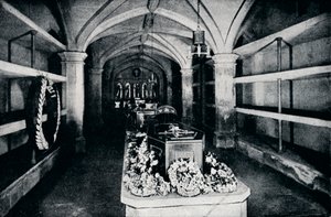 Krypta St Georges Chapelin kansliassa, Windsorin linna, 1910 1911 tekijältä Unbekannt