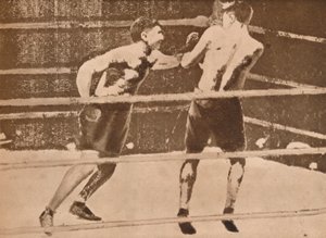 Ensimmäiset langattomat valokuvat Amerikasta ja Englannista lähetettiin 25. syyskuuta. - Dempsey v. Tunn tekijältä Unbekannt
