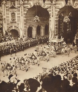 Admiralty Archin kautta, 12. toukokuuta 1937 tekijältä Unbekannt