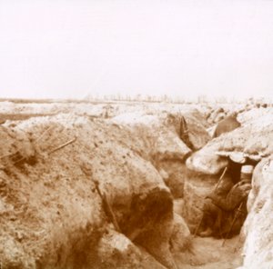 Kaivannot, Champagne, Pohjois-Ranska, c1914-c1918 tekijältä Unbekannt