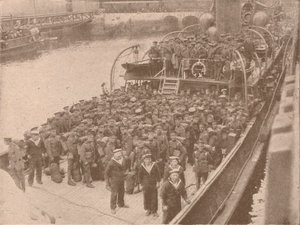 Joukot kanaalikuljetuksessa, c1915 1928 tekijältä Unbekannt
