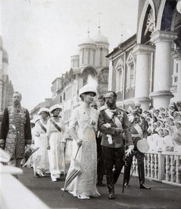 Tsaarin perhe Romanovin talon 300-vuotisjuhlissa, Venäjä, 1913 tekijältä Unbekannt