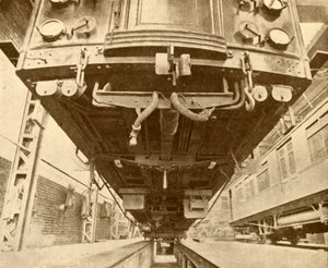 Under the Underground: Beeath a District Railway Electric Car, 1930. tekijältä Unbekannt