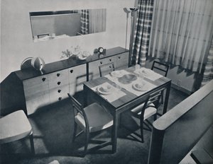 Näkymä Gilbert Rohden suunnittelemasta olohuoneesta, 1936 tekijältä Unbekannt