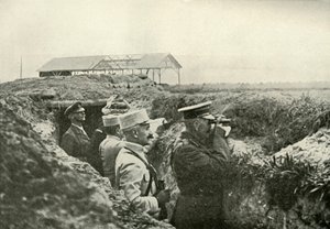 Katsomassa taistelua Ranskassa, c1915, 1919. tekijältä Unbekannt