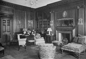 Puutyöt vanhasta englantilaisesta huoneesta kirjastossa, neiti Anne Morganin talossa New Yorkissa, 1924. tekijältä Unbekannt