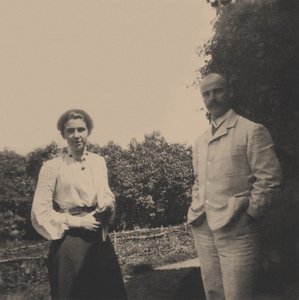 Juri Aleksandrovitš Olsufjev 1878-1938 vaimonsa Sofia Vladimirovnan kanssa, 1900-luku tekijältä Unbekannt