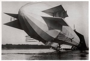 Saksan armeijan ostama Zeppelin LZ3, jota käytettiin nimellä Z1, 1906 1933 tekijältä Unbekannt