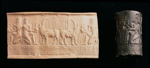 00326 Akkadin kuninkaan Shar-kali-sharrin sylinterisinetti, Mesopotamia, n. 2340-2100 eKr. (musta marmori) tekijältä Unbekannt