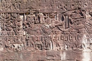 Bayon-temppelin länsipuolella olevat basreliefit, jotka kuvaavat khmerien sotilaita marssimassa, Angkorin arkeologinen alue, Kambodža (kuva) tekijältä Unbekannter Künstler