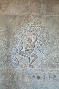 Tanssiva Apsara-relief läntisellä ulkoseinällä, Angkor Wat, Kambodža (kuva) tekijältä Unbekannter Künstler