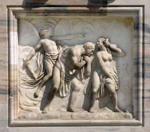 Carlo Maria Giudicin korkea reliefi, joka kuvaa Adam ja Eve Chasse du Paradisea. 1791. Milanon Italian katedraali (kupoli tai duomo). tekijältä Unbekannt