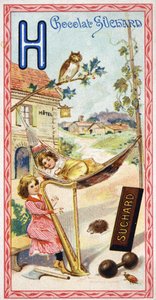 H-kirjain: hotelli, pöllö, riippumatto, harppu, kirves, herisson, humala, käsipainot, chabbing, kylä. Chocolat Suchardin toimittama aakkosten kaiverrus, 1900-luvun alku. 24 kromolitografiaa, jotka edustavat paikkoja, hahmoja ja esineitä, joista löydetään tekijältä Unbekannt