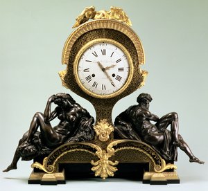 Mantelkello päivä- ja yöhahmoilla, kirjoittanut Jean Andre Lepaute (1720-88), Paris (kullattu ja patinoitu pronssi) tekijältä Unbekannt