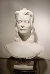 Marianne hahmona Catherine Deneuve tekijältä Unknown