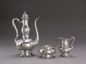 Hammered Coffee Service: Coffee Pot, n. 1900-1910 tekijältä Unbekannt