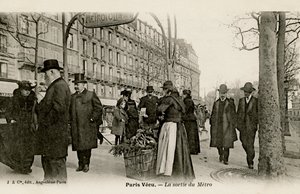 Paris Métro - sisäänkäynti jugendkaarella tekijältä Unbekannter Künstler