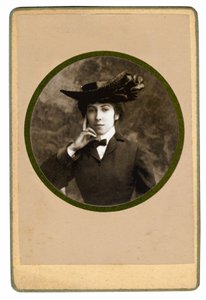 Ranskalaisen runoilijan Catherine Pozzin muotokuva, n. 1900 tekijältä Unbekannt