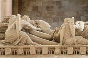 Ines de Castron (1320-1355) hauta, Alcobadon luostari, Portugali.