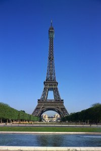 Näkymä Eiffel-tornille tekijältä Unbekannt