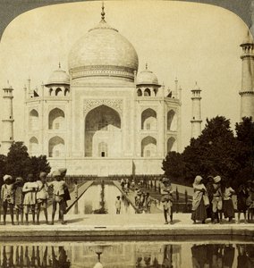 Taj Mahal, Agra, Uttar Pradesh, Intia. tekijältä Underwood and Underwood