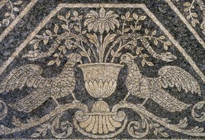 Mosaiikki- ja seinäkoristeet, Nymphaeum at Villa Litta Visconti Borromeo Arese, Lainate, Lombardia, Italia tekijältä Unknown