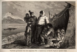 Grönlannin inuiittiperhe kesäleirillä. Kaiverrus havainnollistamaan matkaa arktisen navan vapaalle merelle, tohtori Hayesin, Yhdysvaltain laivaston kirurgin, vuosina 1860-1862, julkaistu "Le tour du monde, nouveau journal des voyages", muokkaa tekijältä Unknown artist
