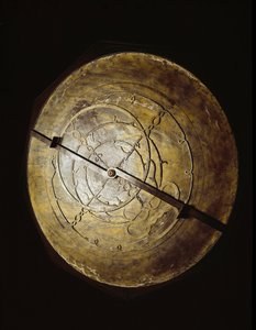 Tähtitieteilijä Galileo Galilei (Galilea) (1564-1642) hänen opintojaan varten kuuluva astrolabi. Firenze, tiedehistorian instituutti ja museo. tekijältä Unknown artist