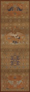 Tuolinpäällinen nosturilla, leijonilla, lohikäärmeillä, lupaavilla symboleilla ja kukkakuvioilla tekijältä Unknown artist