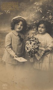 Historiallinen nimipäiväonnittelukortti, lapset nukkeasussa, kitsyinen, romanttinen tekijältä Unknown artist