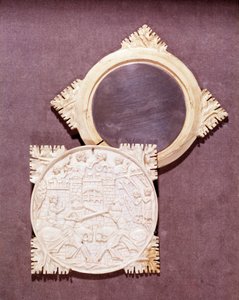 Norsunluupeili ja laatikko edustavat ritariturnauskohtausta. 1450-1500. Pariisi, Keskiajan kansallismuseo, Thermes de Cluny tekijältä Unknown artist