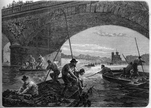 Pariisin kommuuni vuonna 1871. Seineeseen Austerlitzin sillan alta heittämien aseiden kalastus Federesin (communards) toimesta kunnan viimeisen keskustelun aikana. tekijältä Unknown artist